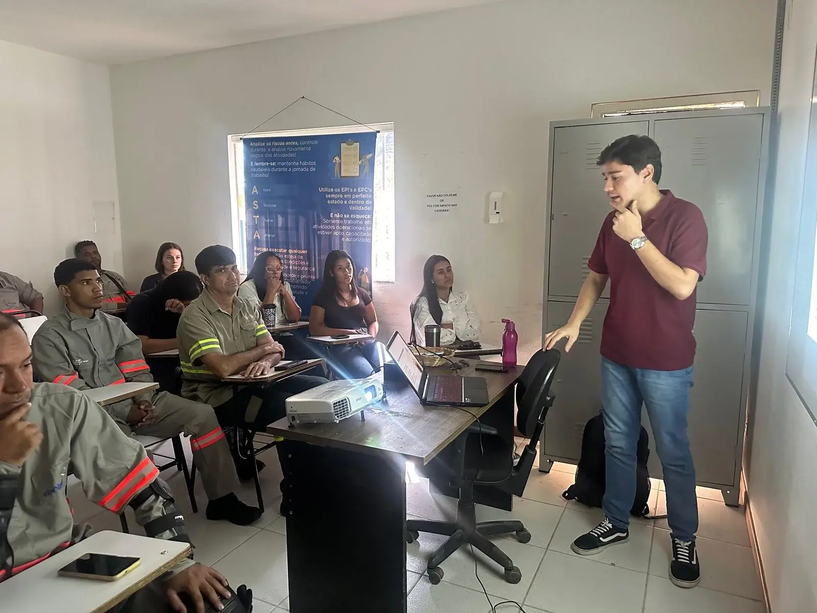Palestra sobre saúde mental no trabalho